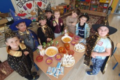 Muchomorki chłopcy poczęstunek