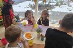 Wiewiórki poczęstunek