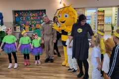 dzieci tańczą dzieci tańczą