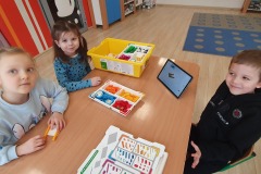 muchomorki przy stoliku